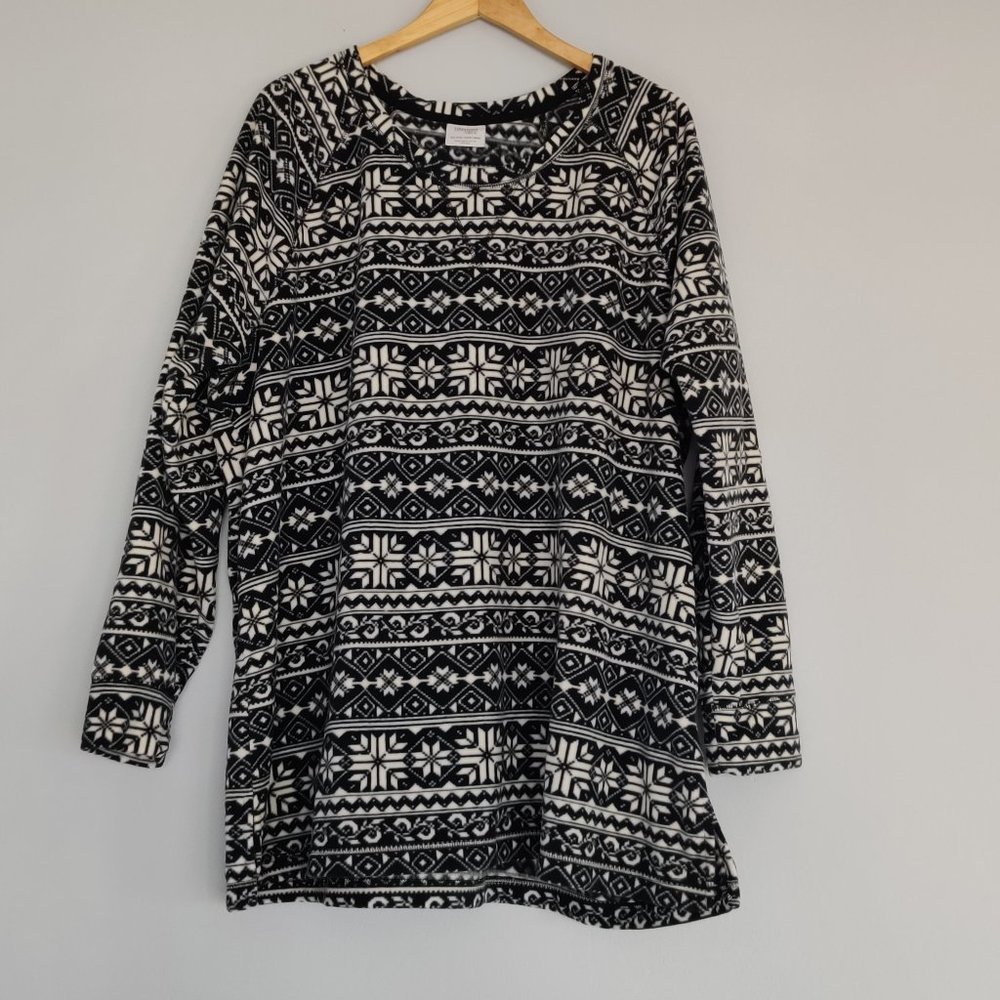 Danskin Now 4X Super Soft Fleece Long Sleeve PJ Top Sweater